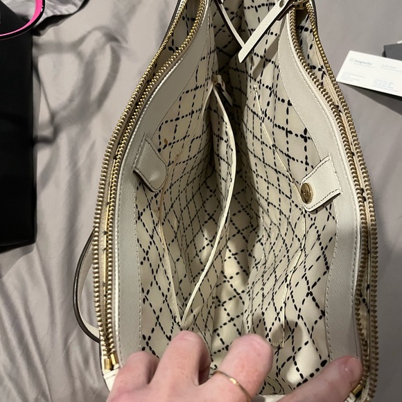 Off-white Kate Spade squared purse. - Picture 3 of 3